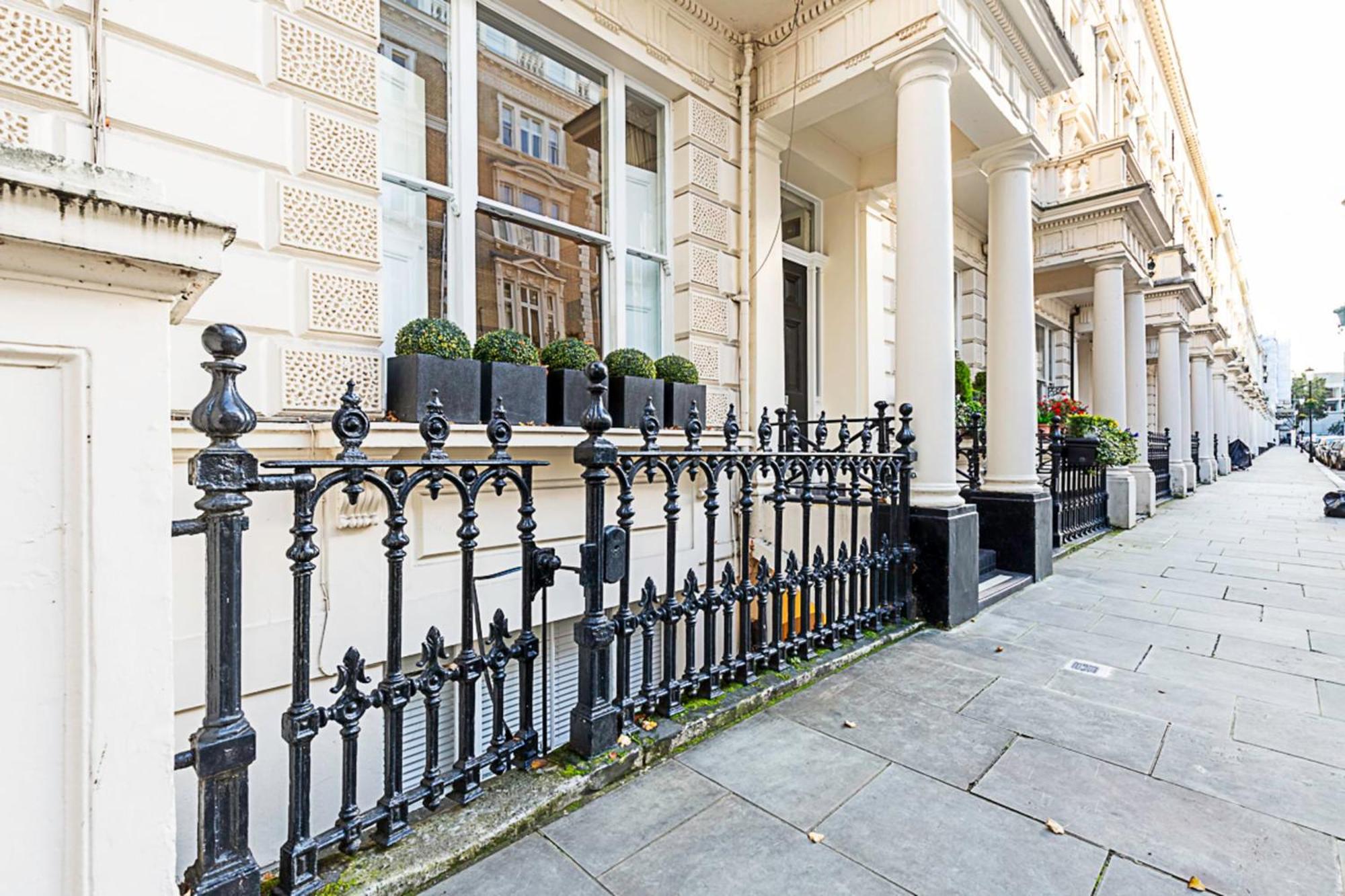 Beautiful Two Bedroom Abode In Notting Hill Лондон