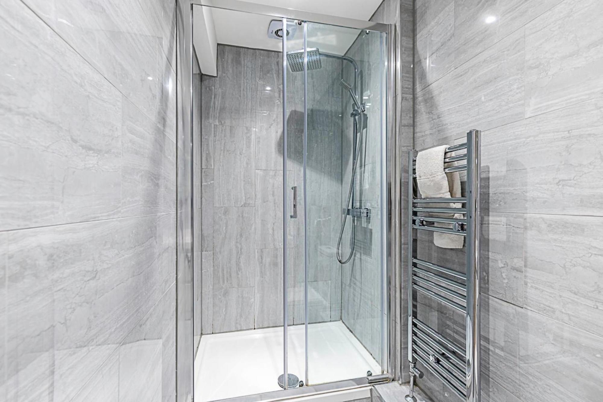 Апартаменты Beautiful Two Bedroom Abode In Notting Hill *