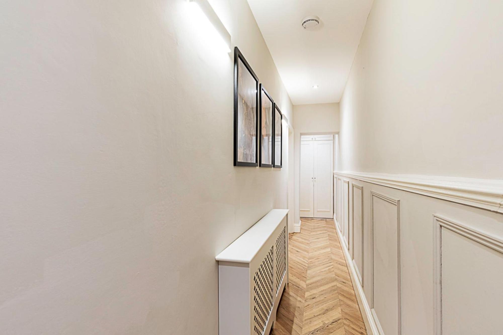 Beautiful Two Bedroom Abode In Notting Hill Лондон
