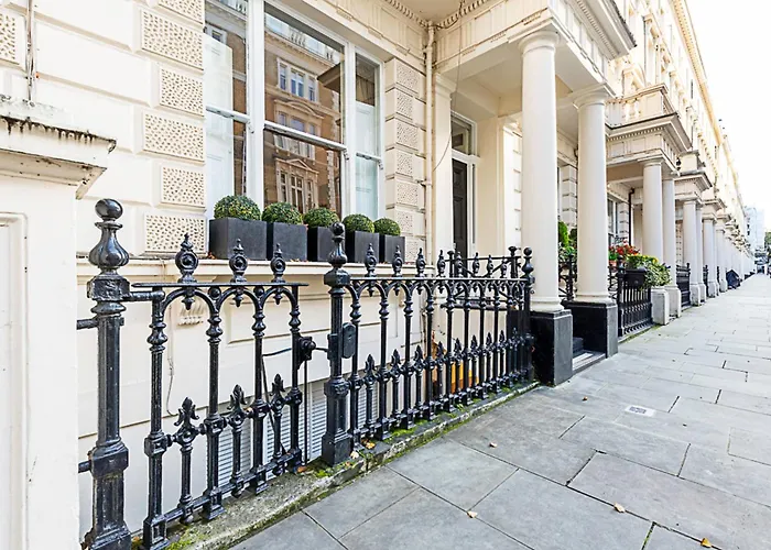 Beautiful Two Bedroom Abode In Notting Hill